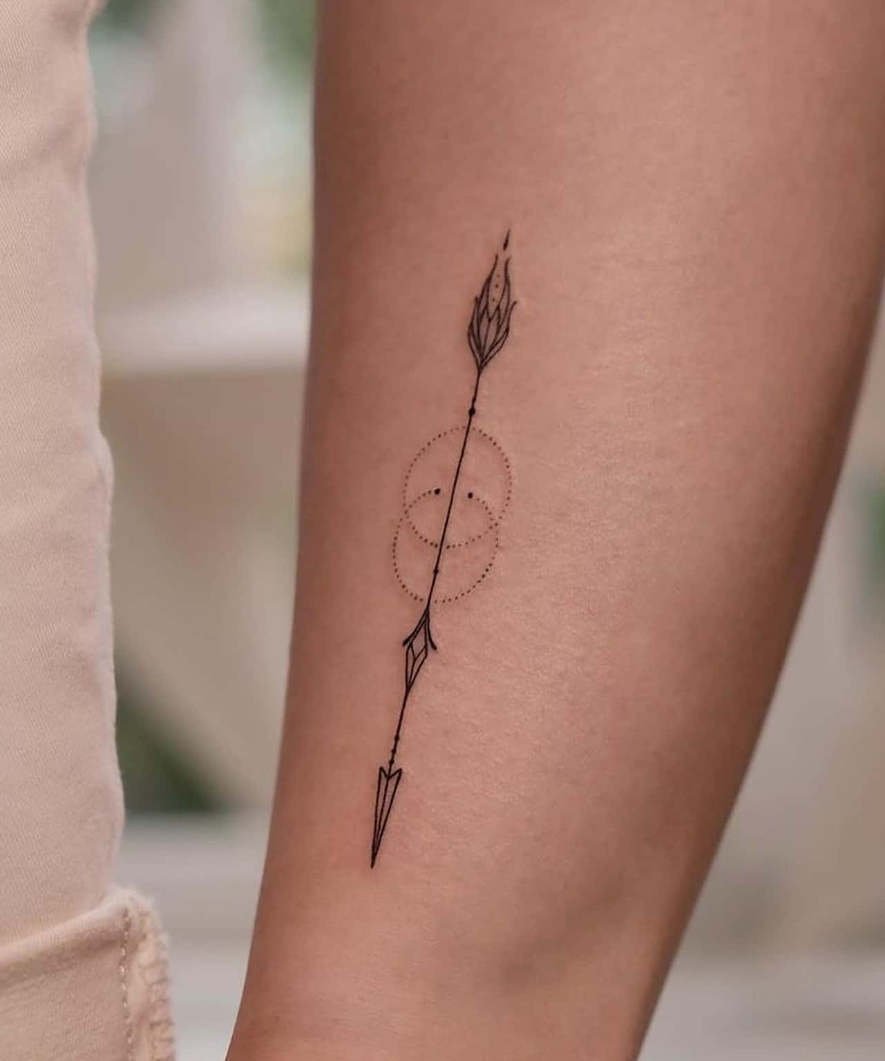 Straight arrow tattoo meaning