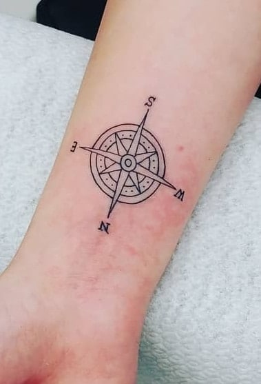 Compass Tattoos: Meanings, Tattoo Designs & Ideas