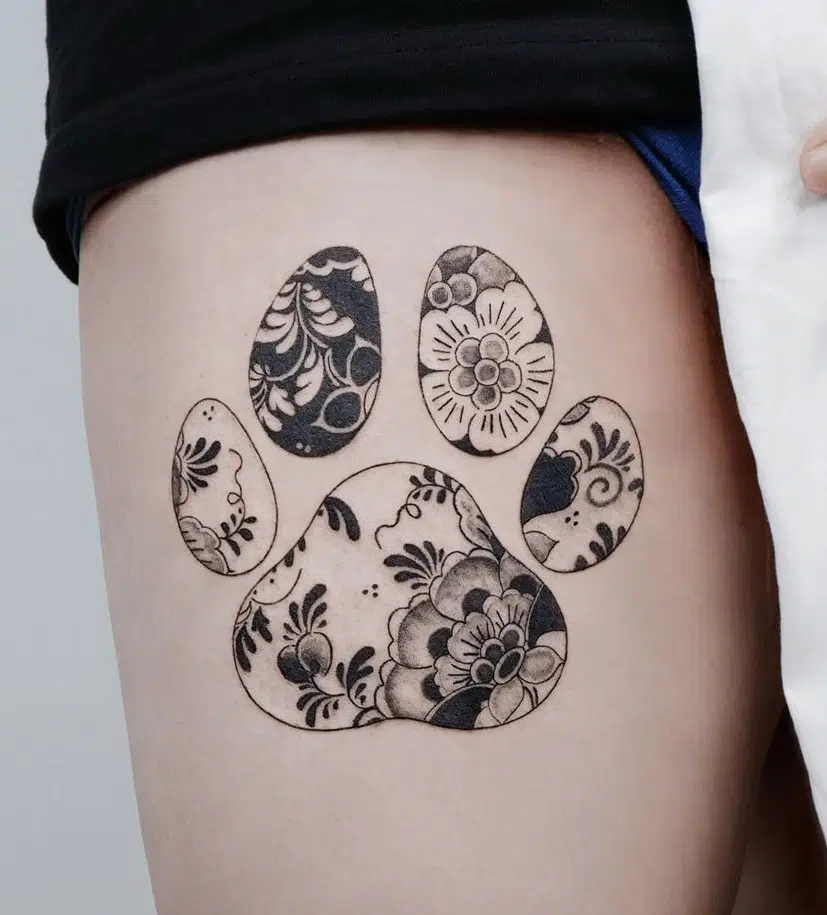 Tatuaje de Pata de Perro