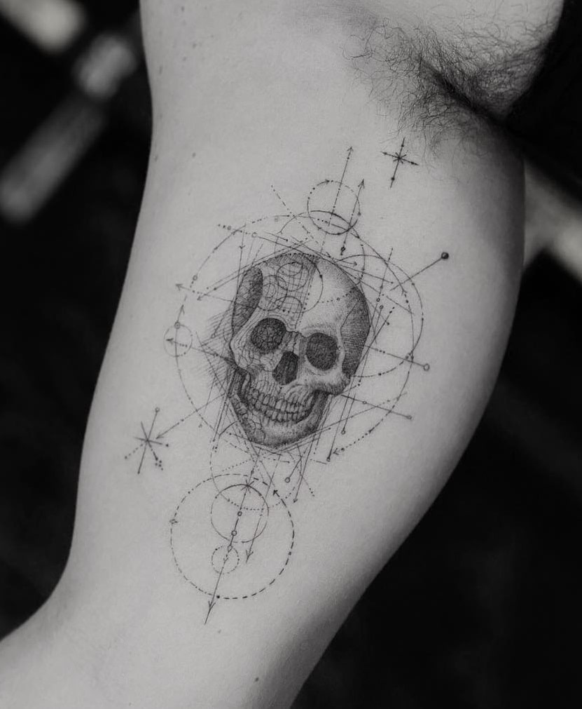 Graphic Skull Tattoo
