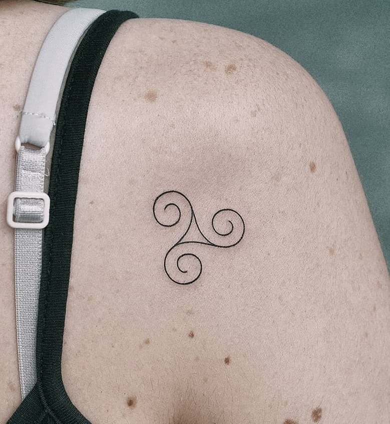 Celtic triskele tattoo designs